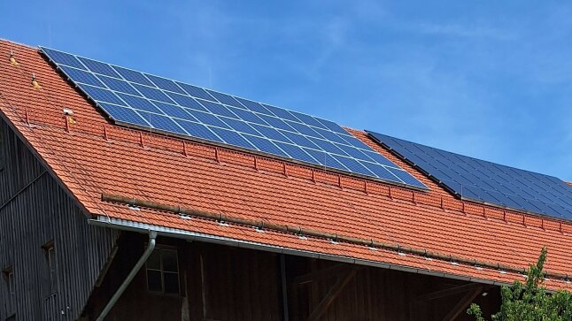 Dachfläche mit PV Anlage